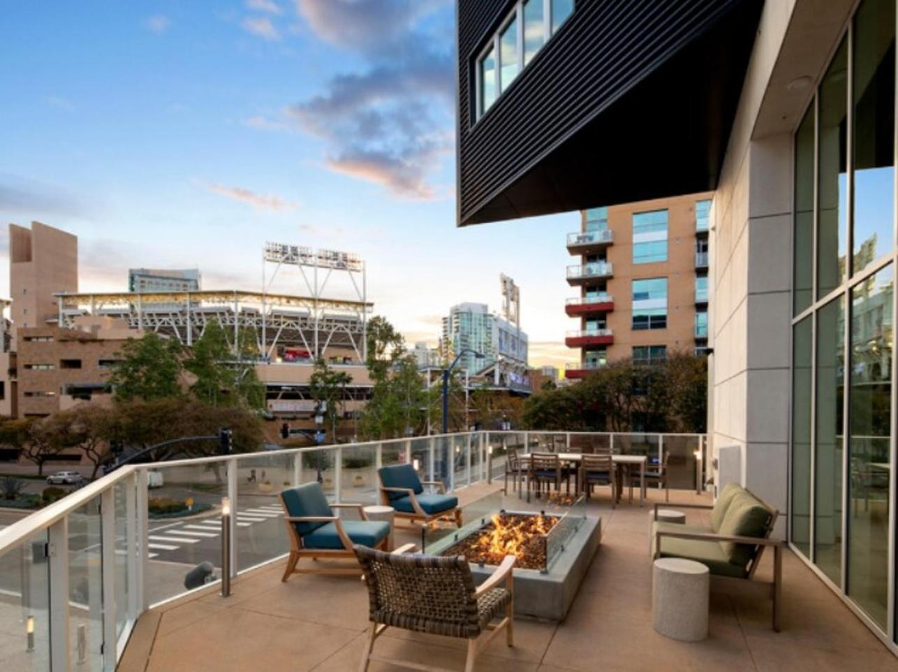 Stunning Apartment By Petco Park! サンディエゴ エクステリア 写真